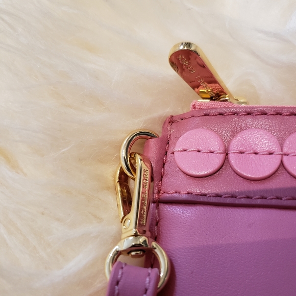 Super cute MK Analise Wristlet - Picture 6 of 7